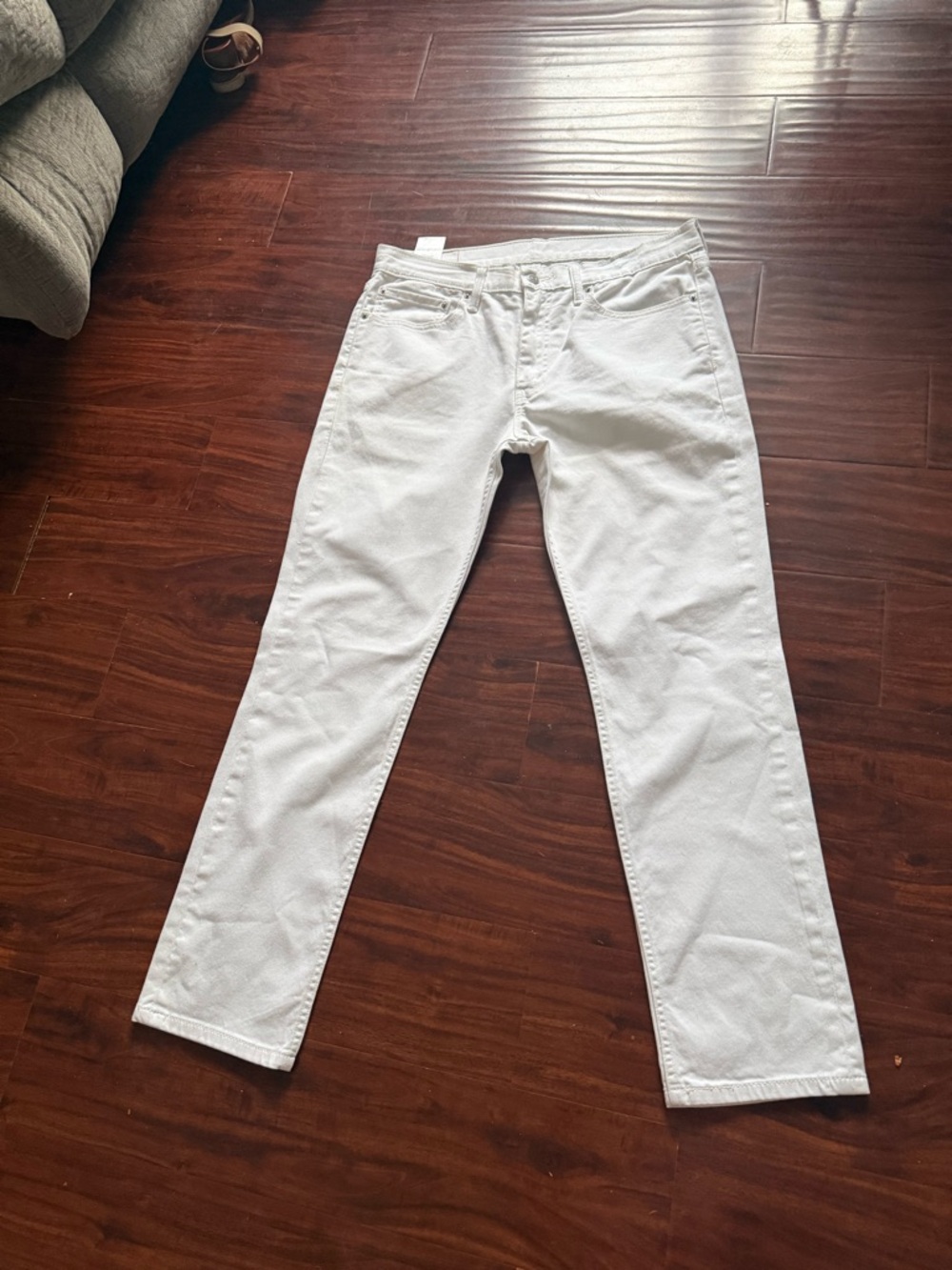 Levi's Slim Straight White Jeans